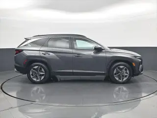 Hyundai TUCSON 2026 SEL 4dr SUV