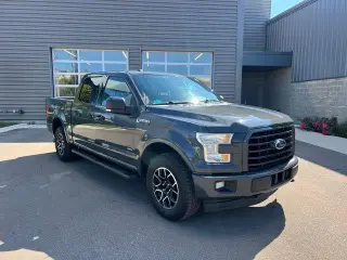 Ford F-150 2017 4x4 XLT 4dr SuperCrew 5.5 ft. SB