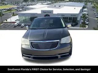 Chrysler Town and Country 2014 Touring-L 4dr Mini-Van