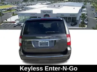 Chrysler Town and Country 2014 Touring-L 4dr Mini-Van