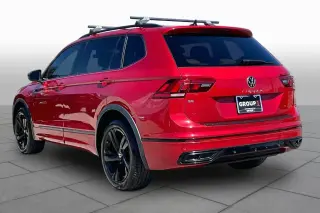 Volkswagen Tiguan 2024 SE Línea R-Negro 4p SUV