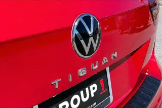 Volkswagen Tiguan 2024 SE Línea R-Negro 4p SUV