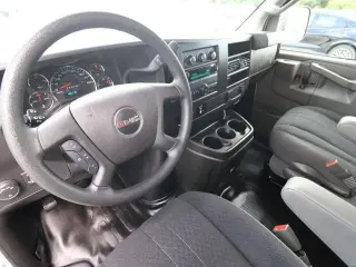 GMC Savana 2025 2500 3dr Camioneta de Carga