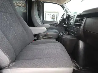 GMC Savana 2025 2500 3dr Camioneta de Carga