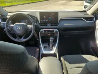 Toyota RAV4 2025 LE 4dr SUV