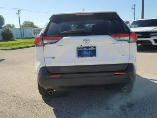 Toyota RAV4 2025 LE 4dr SUV