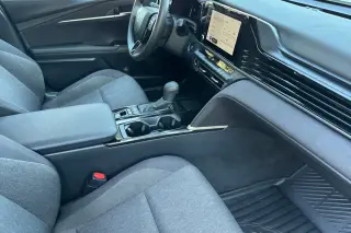 Toyota Camry 2025 AWD LE 4dr Sedán