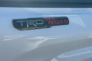 Toyota Tacoma 2025 4x2 SR 2dr XtraCab 6.1 ft LB