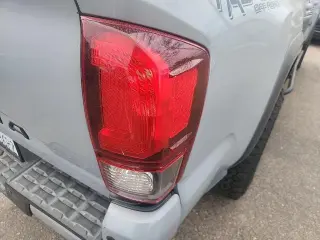 Toyota Tacoma 2019 4x4 TRD Pro 4dr Double Cab 5.0 ft SB 6M