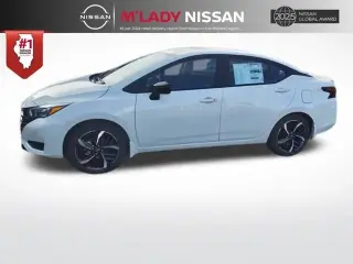 Nissan Versa 2025 SR 4dr Sedán