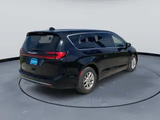 Chrysler Pacifica 2025 Select 4dr Mini-Van