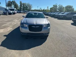 Chrysler 300 2017 AWD S 4dr Sedan