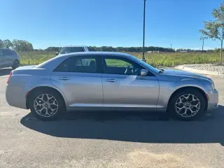 Chrysler 300 2017 AWD S 4dr Sedan