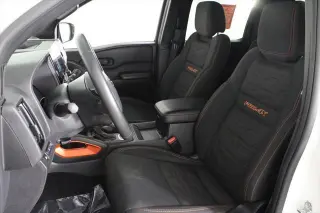 Nissan Frontier 2026 4x4 PRO-4X 4dr Crew Cab 5 ft. SB