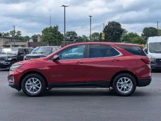 Chevrolet Equinox 2023 LT 4p SUV con 1LT
