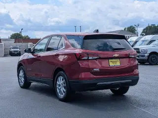 Chevrolet Equinox 2023 LT 4p SUV con 1LT