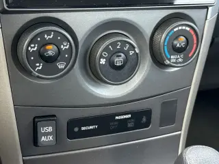 Toyota Corolla 2012 S 4p Sed 5M