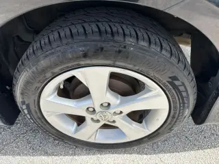 Toyota Corolla 2012 S 4p Sed 5M