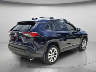 Toyota RAV4 2025 XLE Premium 4p SUV
