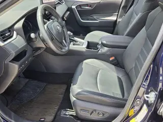 Toyota RAV4 2025 XLE Premium 4p SUV