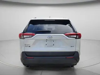 Toyota RAV4 2022 XLE Premium 4p SUV