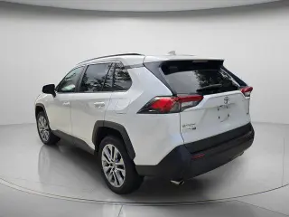 Toyota RAV4 2022 XLE Premium 4p SUV