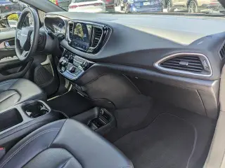 Chrysler Pacifica 2025 Select 4dr Mini-Van