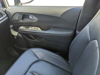 Chrysler Pacifica 2025 Select 4dr Mini-Van