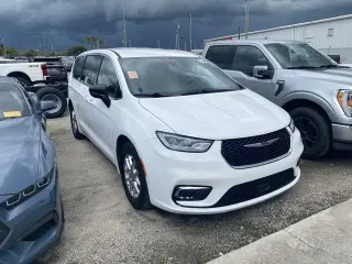 Chrysler Pacifica 2025 Select 4dr Mini-Van
