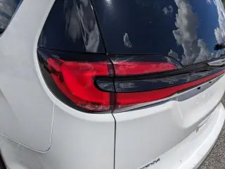 Chrysler Pacifica 2025 Select 4dr Mini-Van