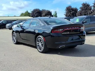 Dodge Charger 2019 AWD SXT 4dr Sedan