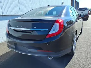 Lincoln MKS 2015 4dr Sedán