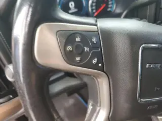 GMC Sierra 2500HD 2017 4x4 Denali 4dr Cabina de Tripulacion SB