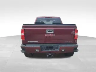 GMC Sierra 2500HD 2017 4x4 Denali 4dr Cabina de Tripulacion SB
