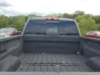 GMC Sierra 2500HD 2015 4x4 Denali 4dr Crew Cab SB