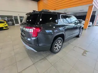 GMC Acadia 2020 4x4 SLT 4p SUV