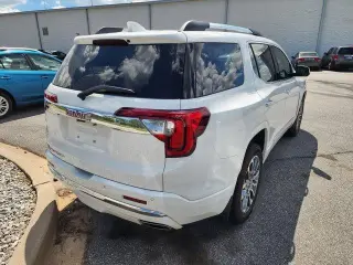 GMC Acadia 2023 Denali 4dr SUV