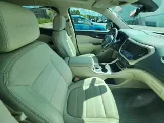 GMC Acadia 2023 Denali 4dr SUV