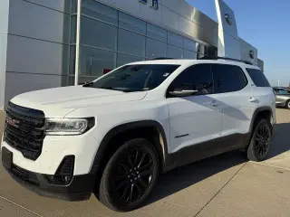 GMC Acadia 2023 SLT 4dr SUV