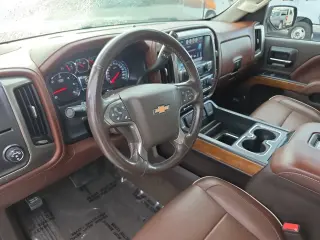 Chevrolet Silverado 1500 2018 4x2 High Country 4dr Crew Cab 5.8 ft. SB