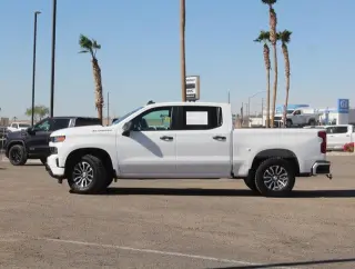 Chevrolet Silverado 1500 Limited 2022 4x2 Personalizado Cabina Dual Crew 4 puertas 5.8 pt. Cuadro corto