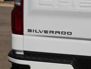 Chevrolet Silverado 1500 Limited 2022 4x2 Personalizado Cabina Dual Crew 4 puertas 5.8 pt. Cuadro corto