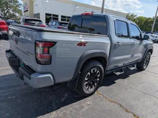Nissan Frontier 2023 4x4 PRO-4X 4dr Crew Cab 5 ft. SB