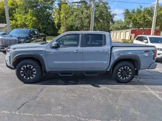 Nissan Frontier 2023 4x4 PRO-4X 4dr Crew Cab 5 ft. SB