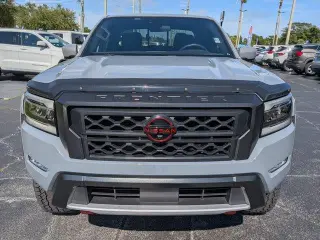 Nissan Frontier 2023 4x4 PRO-4X 4dr Crew Cab 5 ft. SB