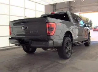Ford F-150 2023 4x4 XLT 4p SuperCrew 5.5 ft. CB