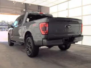 Ford F-150 2023 4x4 XLT 4p SuperCrew 5.5 ft. CB