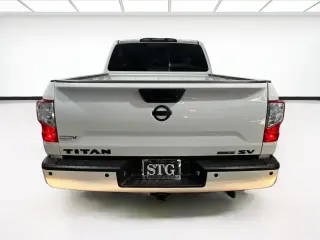 Nissan Titan 2019 4x2 SV 4dr Cabina de Tripulação