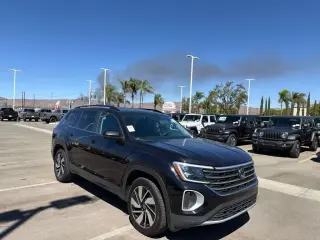 Volkswagen Atlas 2025 SE 4dr SUV con Tecnología