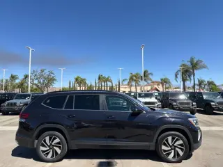 Volkswagen Atlas 2025 SE 4dr SUV con Tecnología